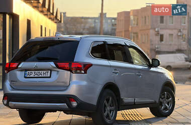 Внедорожник / Кроссовер Mitsubishi Outlander 2016 в Киеве