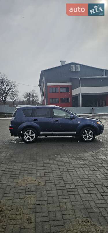 Внедорожник / Кроссовер Mitsubishi Outlander 2008 в Черновцах фото 3 Внедорожник / Кроссовер Mitsubishi Outlander 2008 в Черновцах