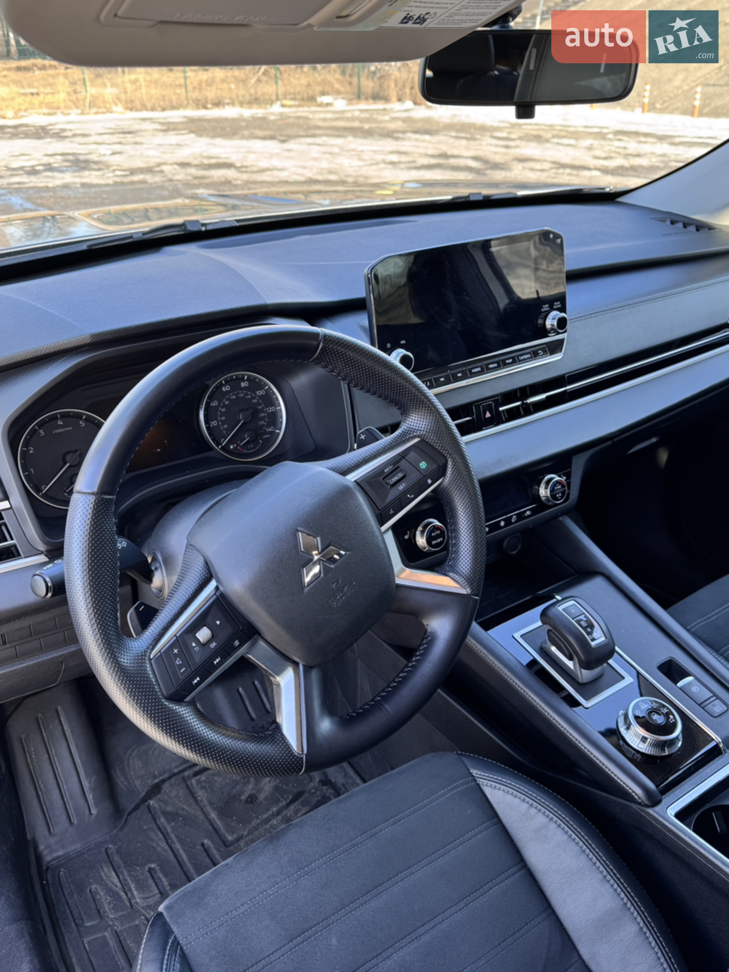 2021 Mitsubishi Outlander - мініатюра 13