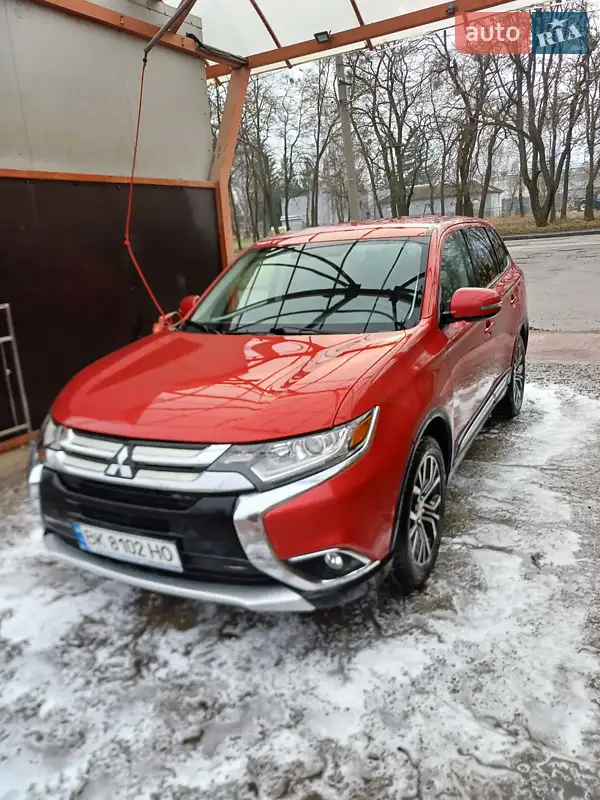 Mitsubishi Outlander 2015