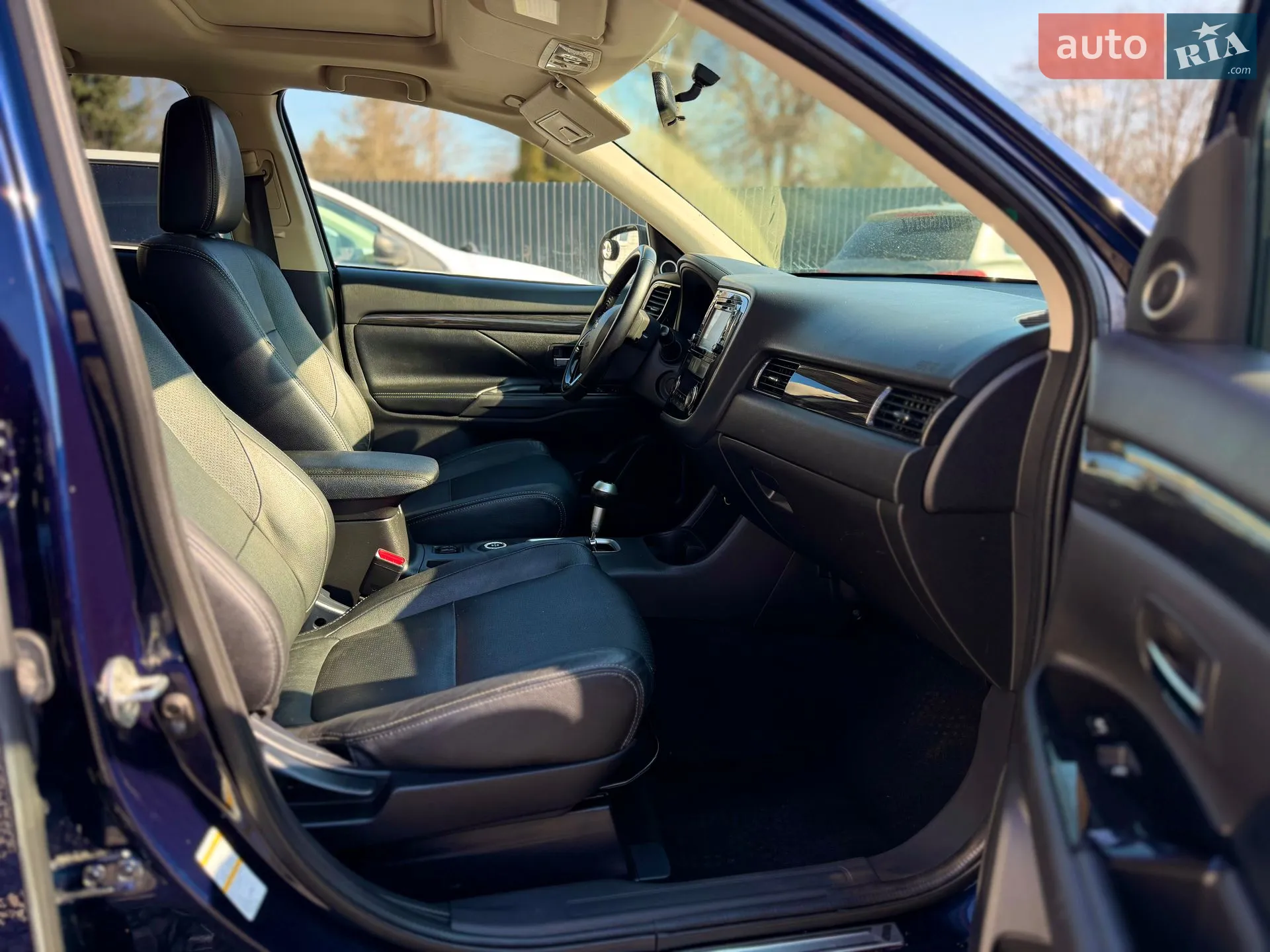 2016 Mitsubishi Outlander - мініатюра 10