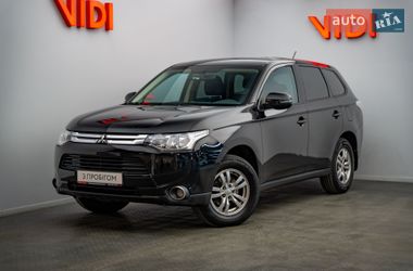 Позашляховик / Кросовер Mitsubishi Outlander 2014 в Києві