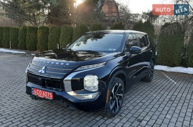 Позашляховик / Кросовер Mitsubishi Outlander 2022 в Львові