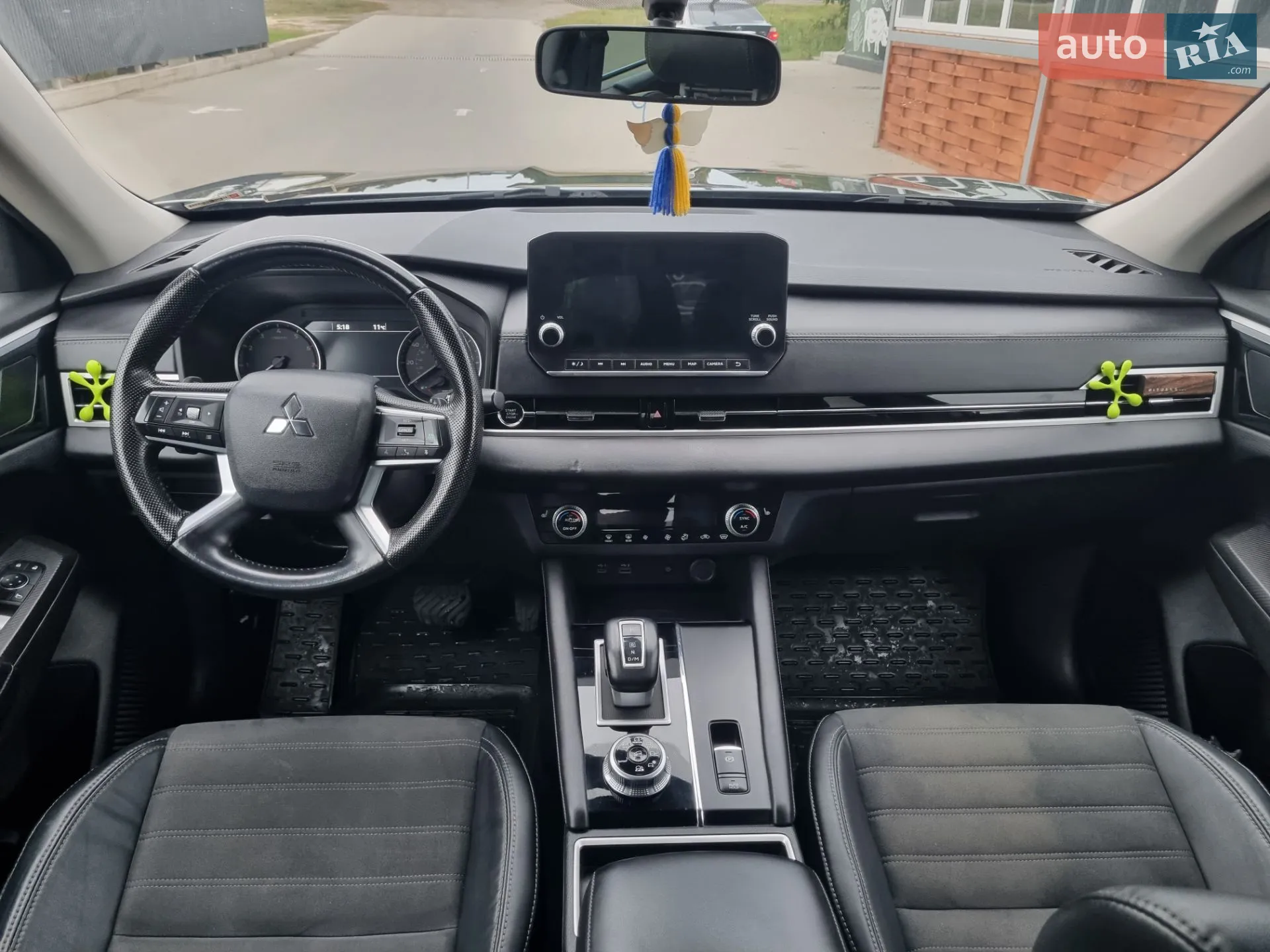2022 Mitsubishi Outlander - мініатюра 11