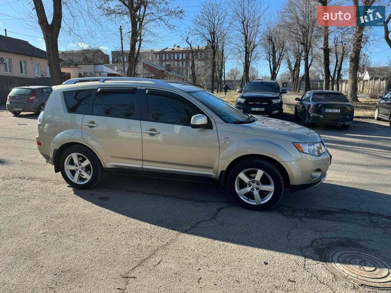 Внедорожник / Кроссовер Mitsubishi Outlander 2007 в Днепре