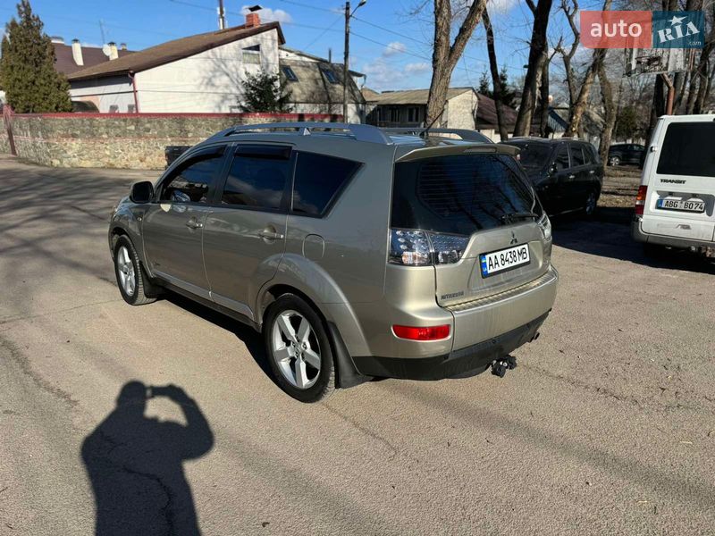 Внедорожник / Кроссовер Mitsubishi Outlander 2007 в Днепре