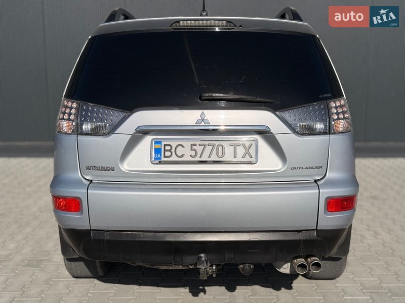 Внедорожник / Кроссовер Mitsubishi Outlander 2011 в Львове