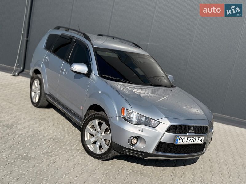 Внедорожник / Кроссовер Mitsubishi Outlander 2011 в Львове
