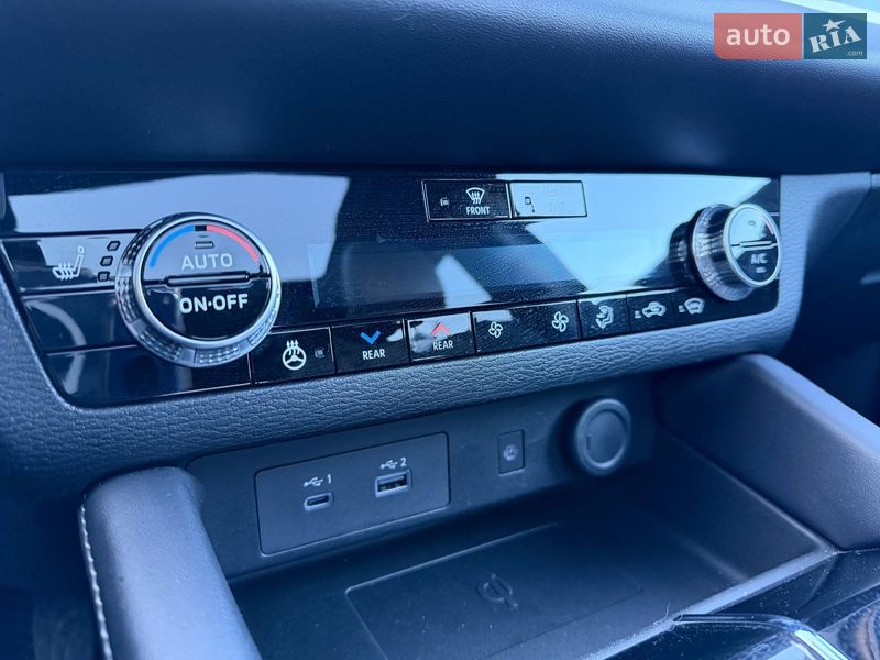 Внедорожник / Кроссовер Mitsubishi Outlander 2024 в Киеве