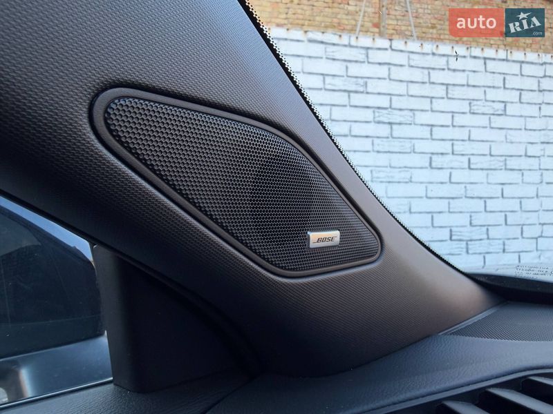 Внедорожник / Кроссовер Mitsubishi Outlander 2024 в Киеве