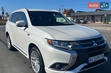 Позашляховик / Кросовер Mitsubishi Outlander 2018 в Києві