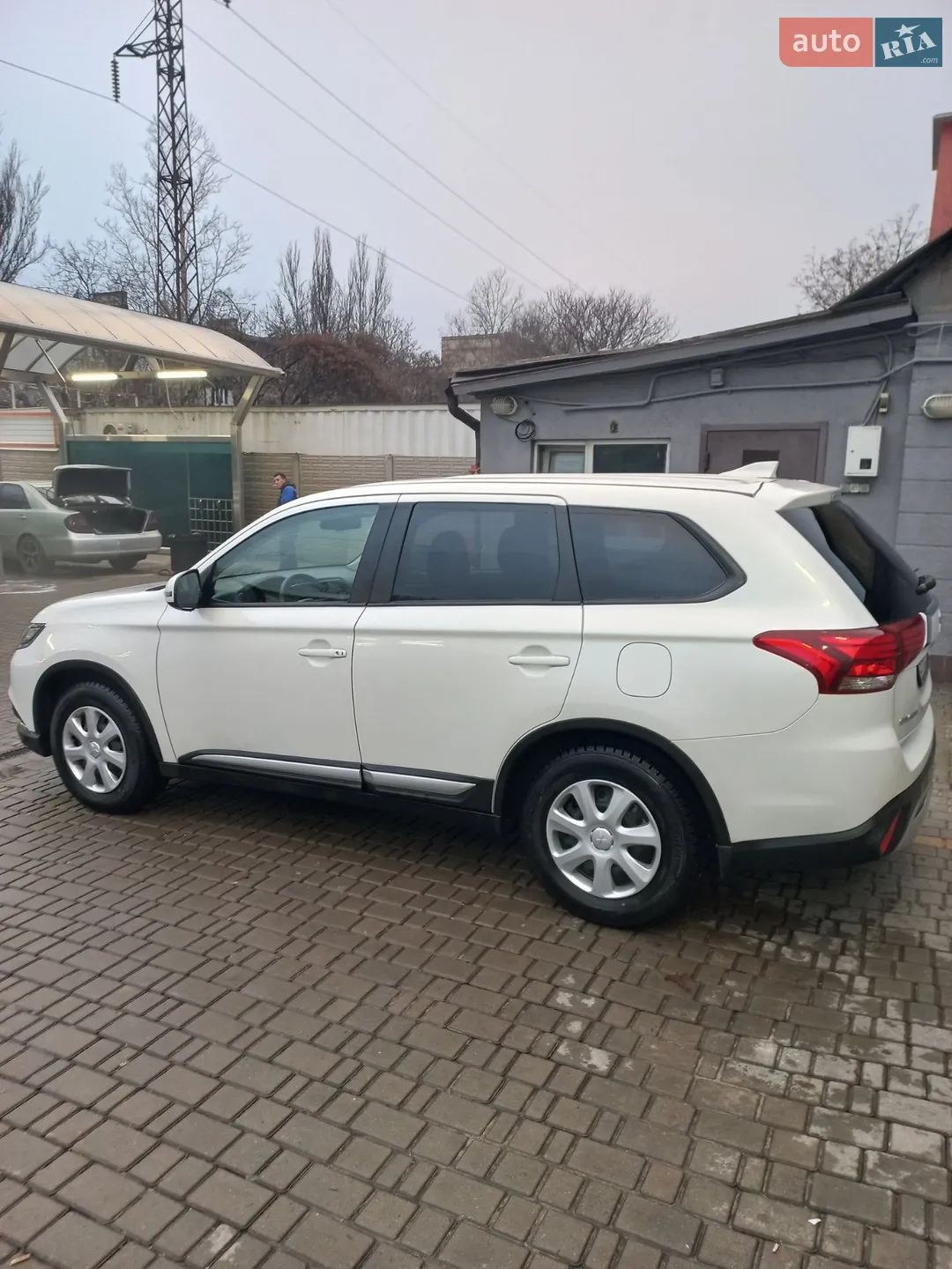 2021 Mitsubishi Outlander - мініатюра 20