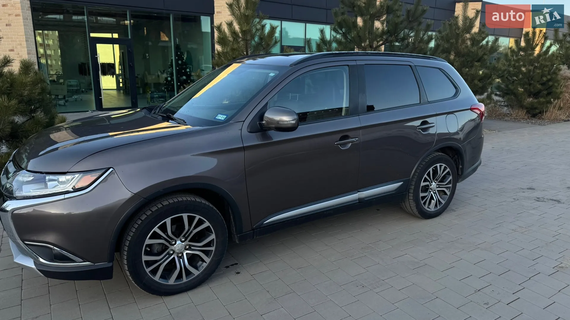 2016 Mitsubishi Outlander - мініатюра 21