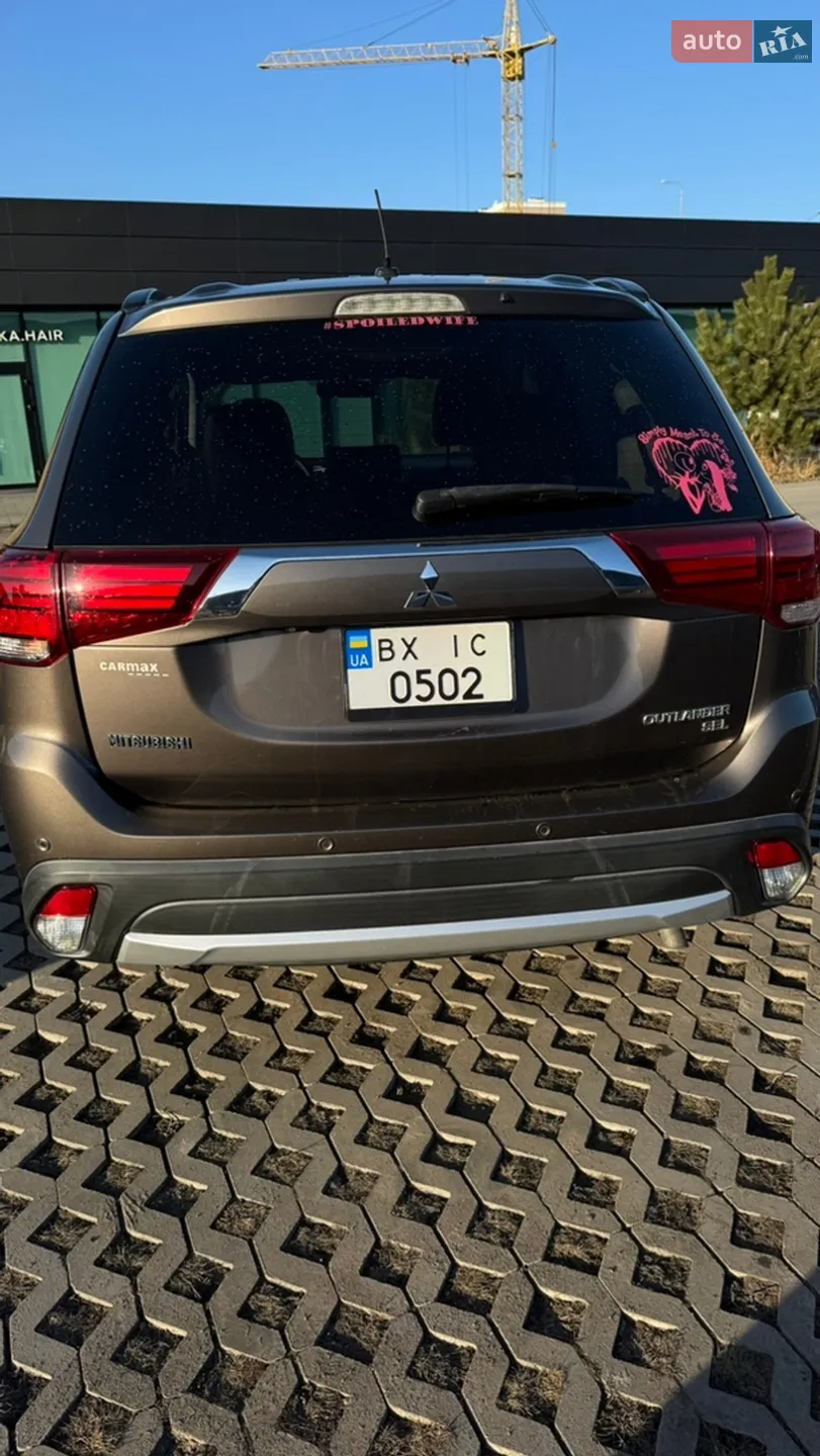 2016 Mitsubishi Outlander - мініатюра 22