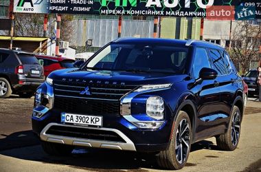 Позашляховик / Кросовер Mitsubishi Outlander 2021 в Черкасах
