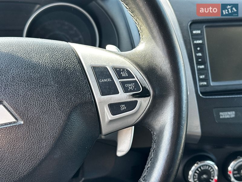 Внедорожник / Кроссовер Mitsubishi Outlander 2009 в Львове