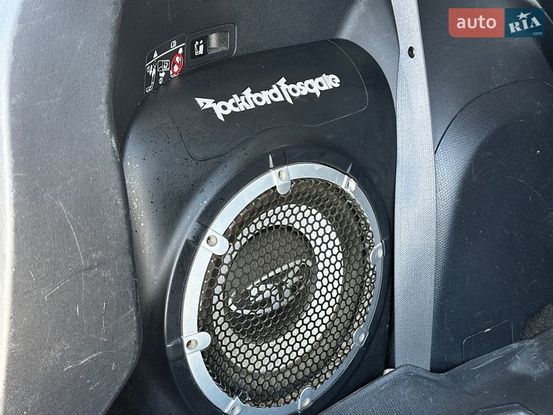 Внедорожник / Кроссовер Mitsubishi Outlander 2009 в Львове