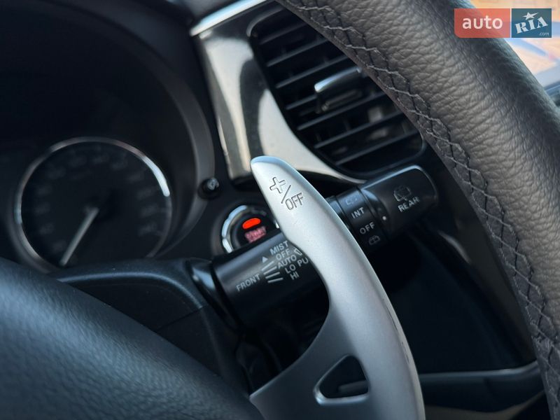 Позашляховик / Кросовер Mitsubishi Outlander 2013 в Дрогобичі