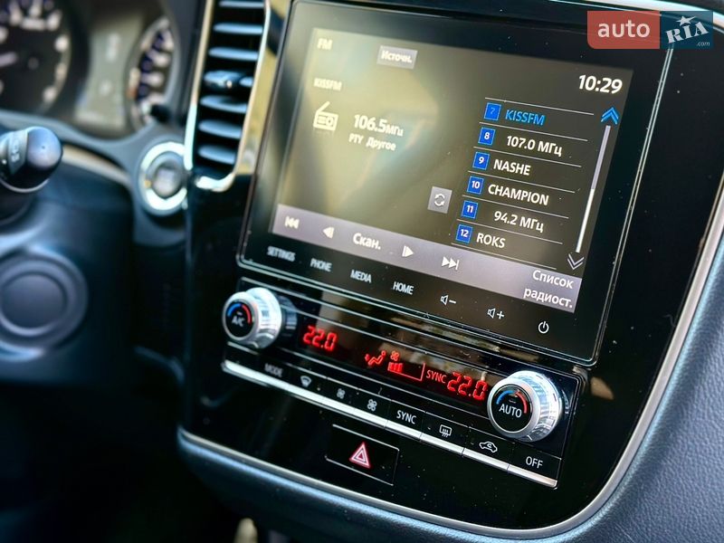 Внедорожник / Кроссовер Mitsubishi Outlander 2021 в Киеве