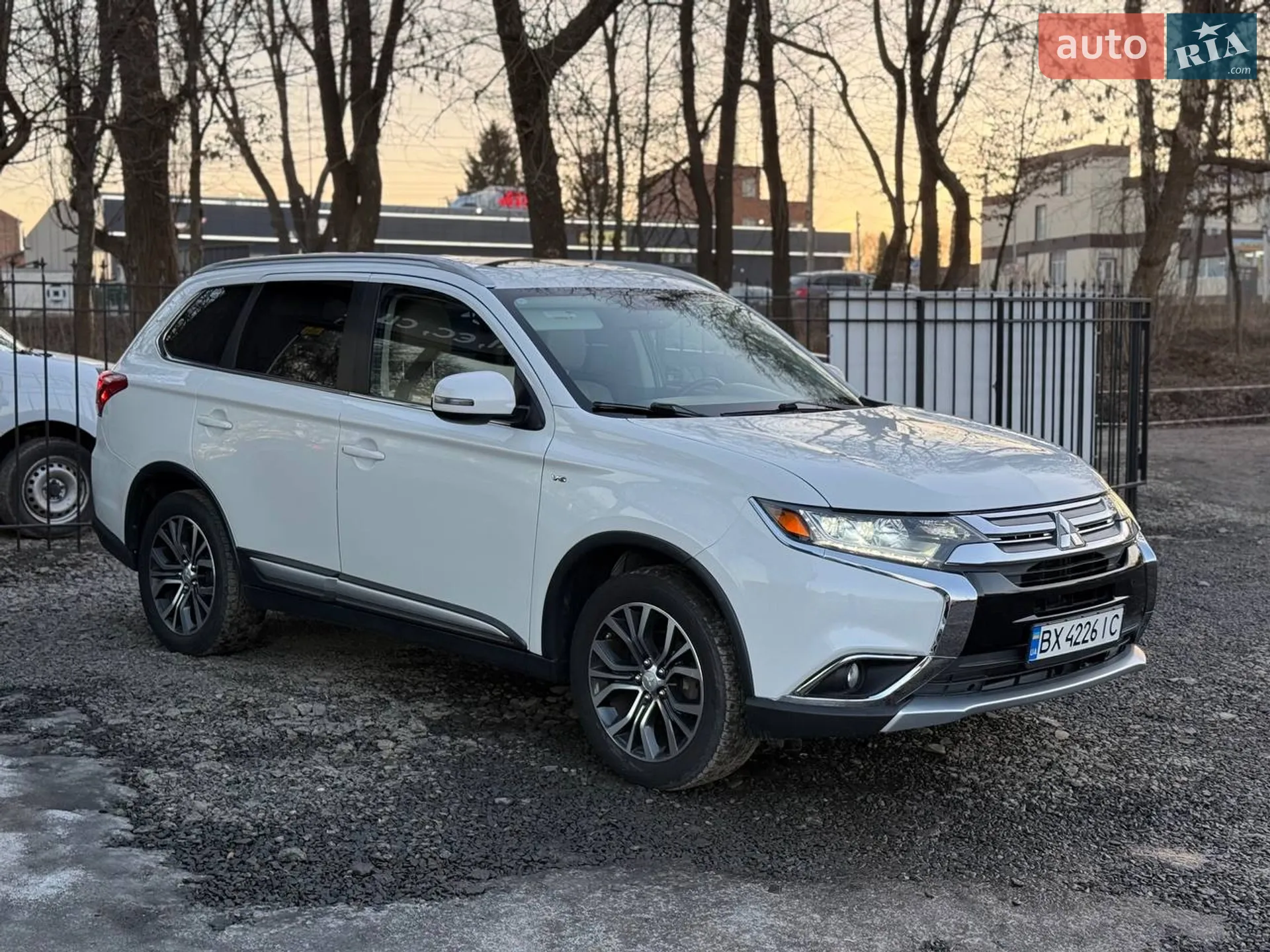 2015 Mitsubishi Outlander - мініатюра 14