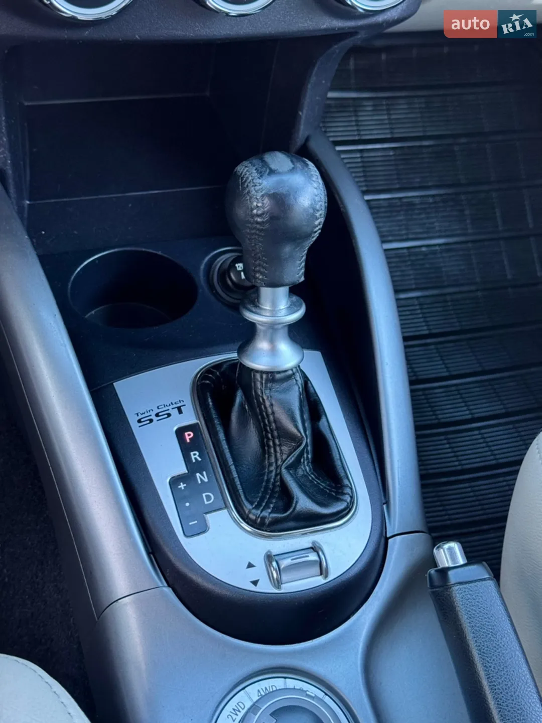 2010 Mitsubishi Outlander - мініатюра 24