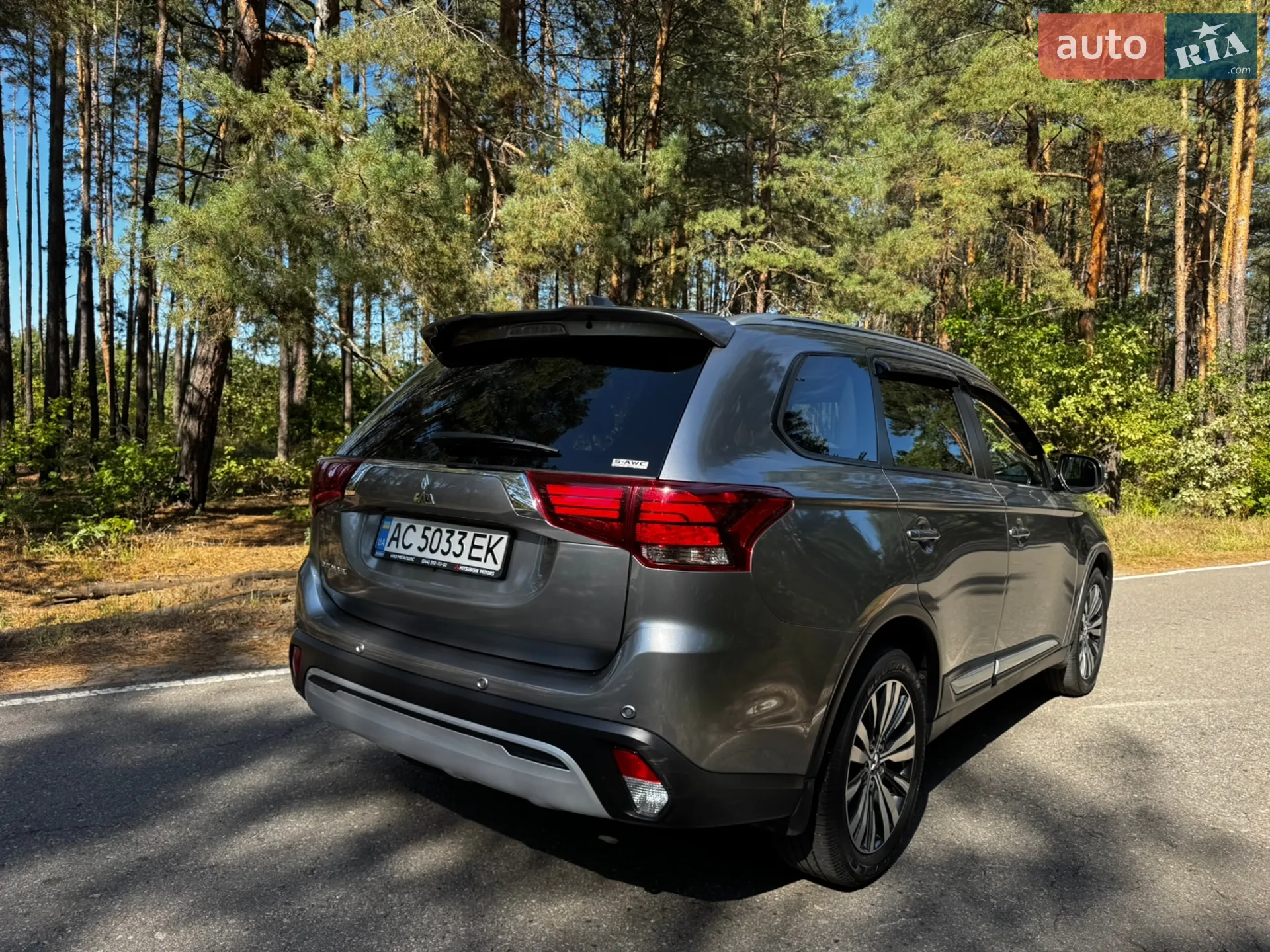 2020 Mitsubishi Outlander - мініатюра 6