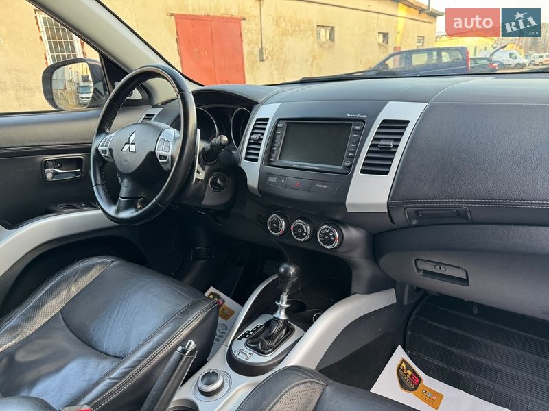 Внедорожник / Кроссовер Mitsubishi Outlander 2011 в Дрогобыче