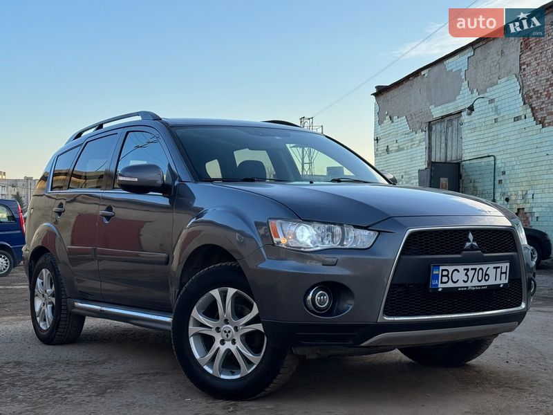 Внедорожник / Кроссовер Mitsubishi Outlander 2011 в Дрогобыче