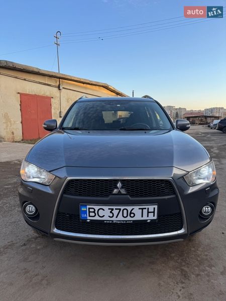 Внедорожник / Кроссовер Mitsubishi Outlander 2011 в Дрогобыче