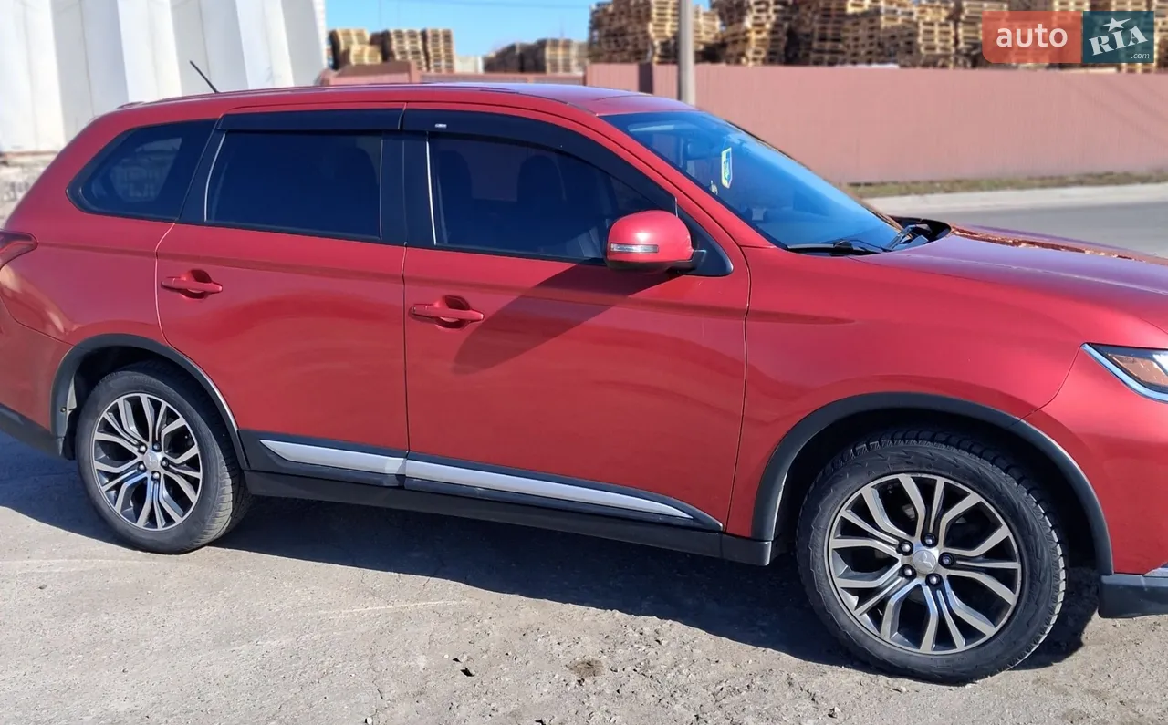 2014 Mitsubishi Outlander - мініатюра 19