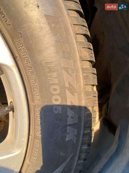 Позашляховик / Кросовер Mitsubishi Outlander 2012 в Ужгороді