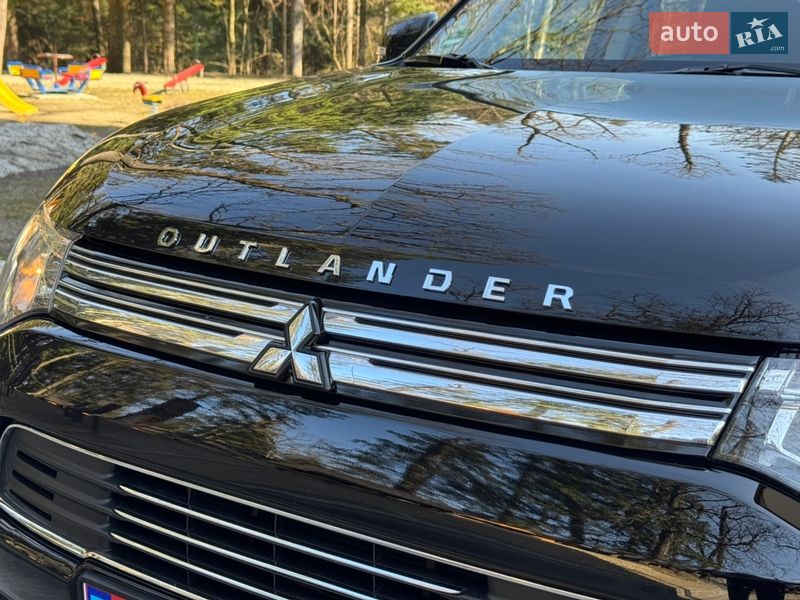 Внедорожник / Кроссовер Mitsubishi Outlander 2014 в Дрогобыче