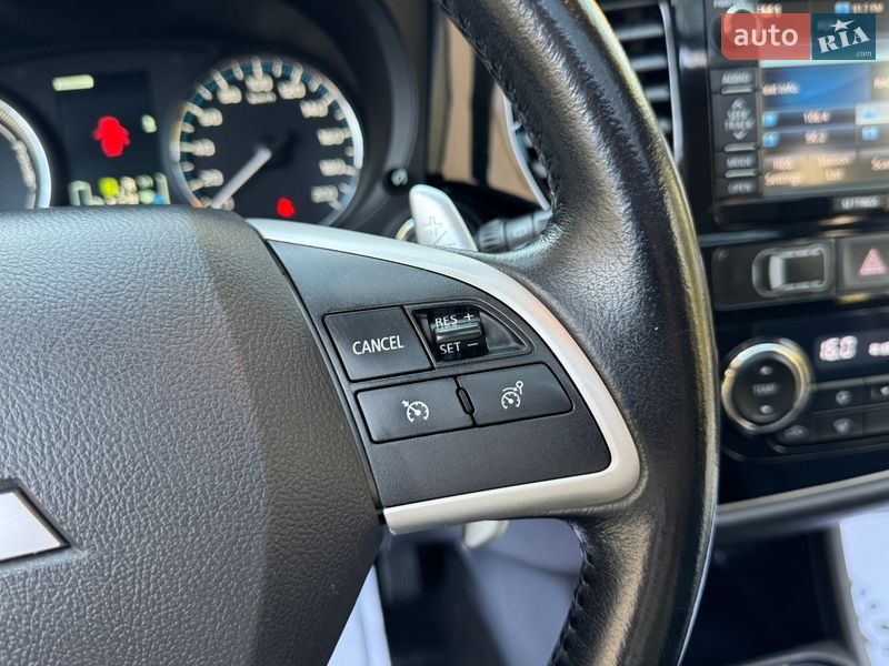 Внедорожник / Кроссовер Mitsubishi Outlander 2014 в Дрогобыче