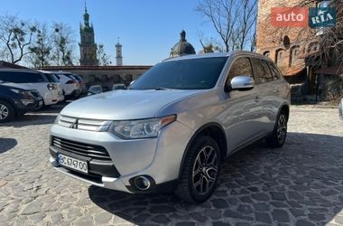 Внедорожник / Кроссовер Mitsubishi Outlander 2014 в Львове