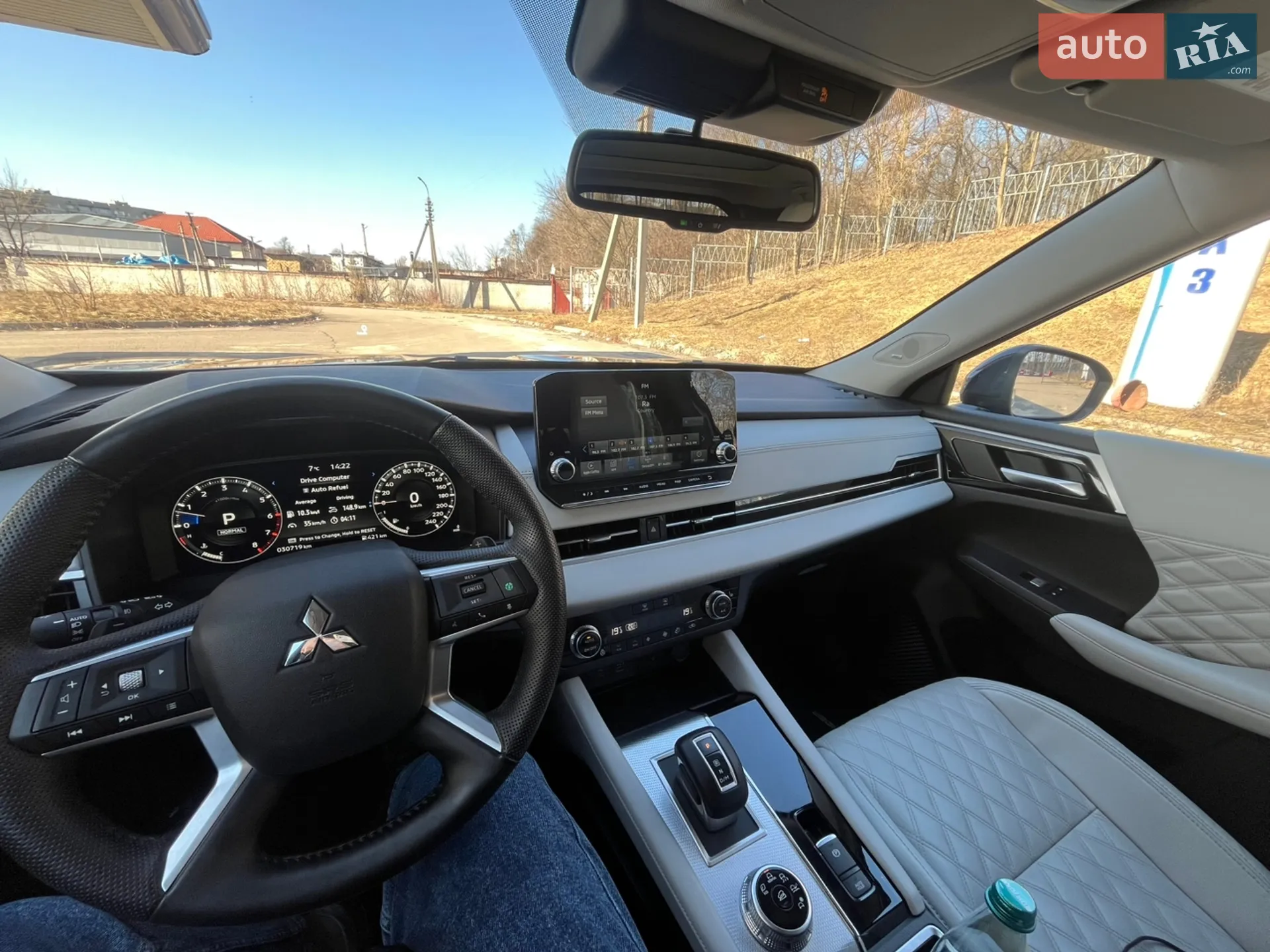 2023 Mitsubishi Outlander - мініатюра 23