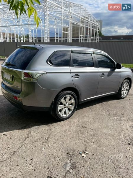 Внедорожник / Кроссовер Mitsubishi Outlander 2014 в Виннице