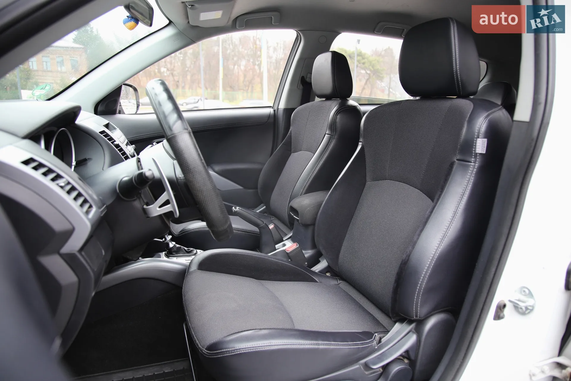 2011 Mitsubishi Outlander - мініатюра 7