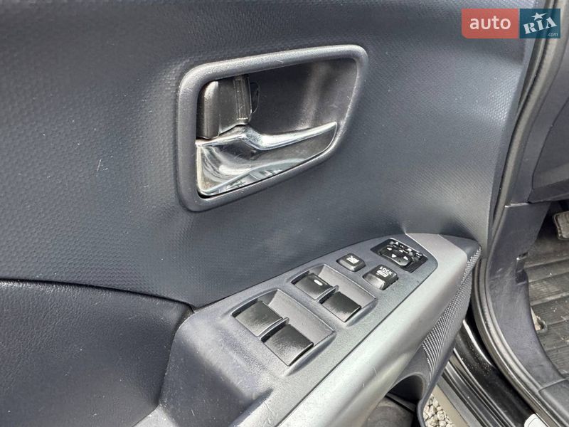 Внедорожник / Кроссовер Mitsubishi Outlander 2007 в Днепре фото 17 Внедорожник / Кроссовер Mitsubishi Outlander 2007 в Днепре