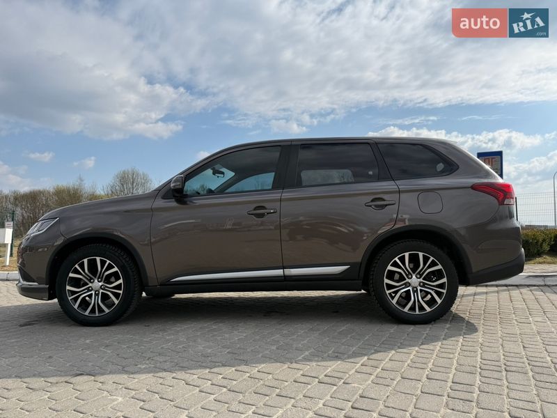 Mitsubishi Outlander 2017