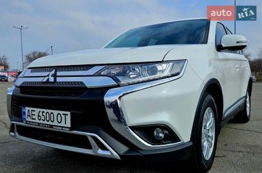 Внедорожник / Кроссовер Mitsubishi Outlander 2021 в Днепре