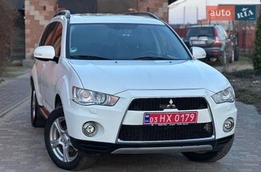 Внедорожник / Кроссовер Mitsubishi Outlander 2012 в Владимирце