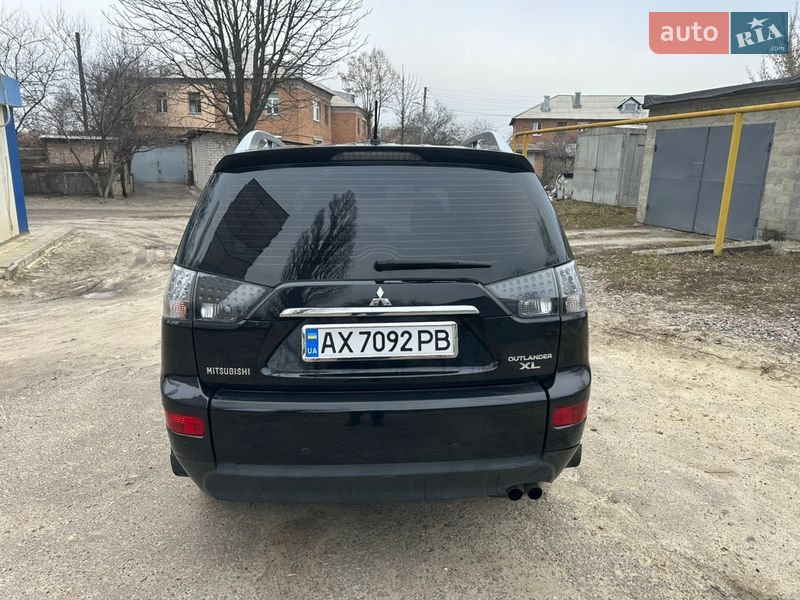 Внедорожник / Кроссовер Mitsubishi Outlander 2009 в Харькове