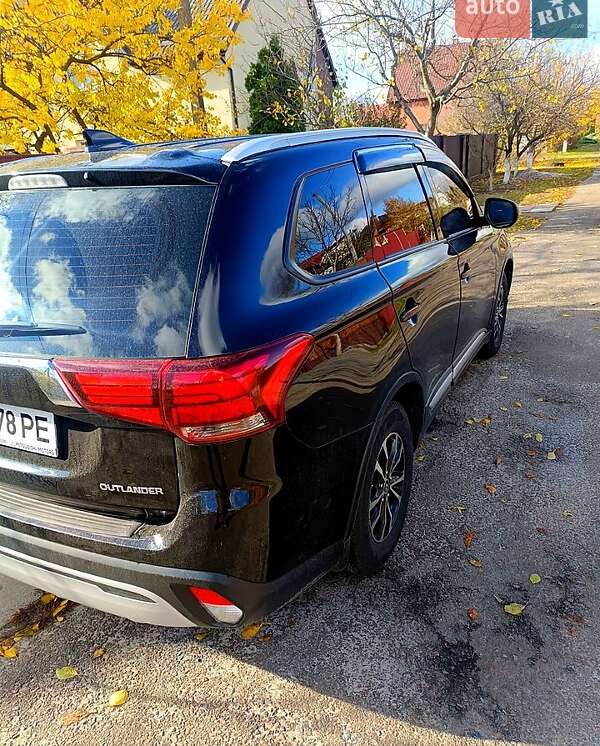 Mitsubishi Outlander 2018