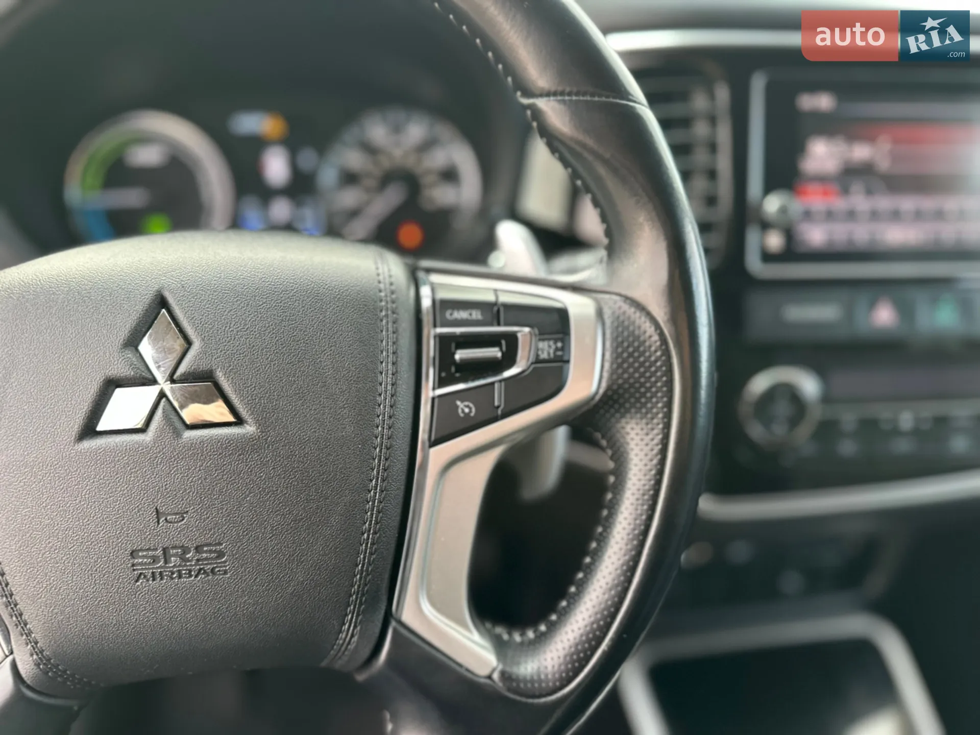 2018 Mitsubishi Outlander - мініатюра 40