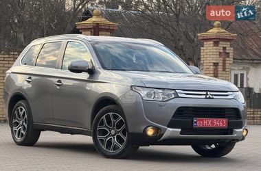 Позашляховик / Кросовер Mitsubishi Outlander 2015 в Бродах