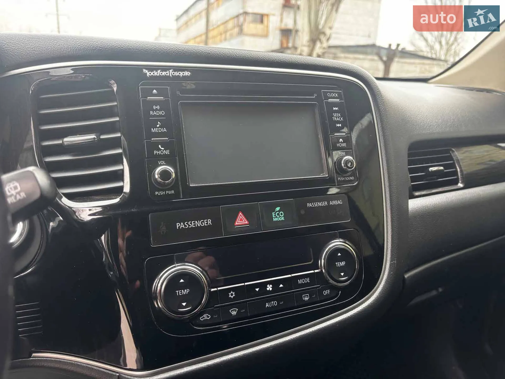 2015 Mitsubishi Outlander - мініатюра 23