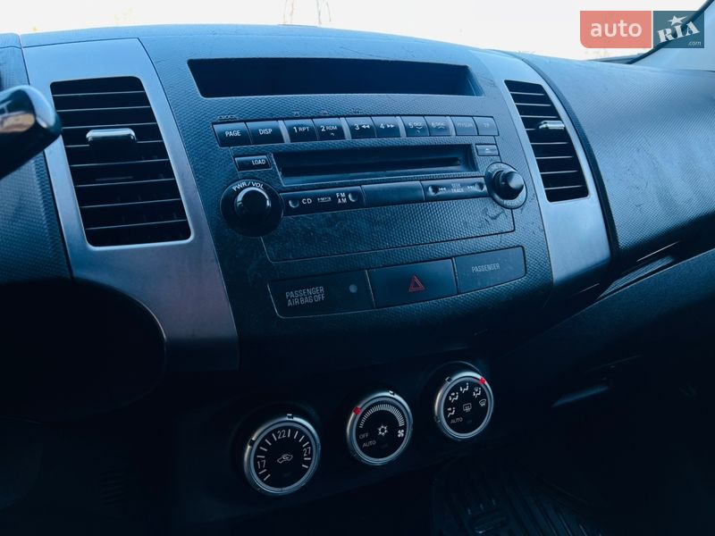 Внедорожник / Кроссовер Mitsubishi Outlander 2008 в Харькове