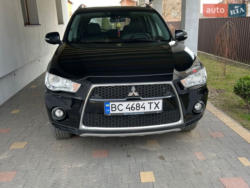 Mitsubishi Outlander 2010