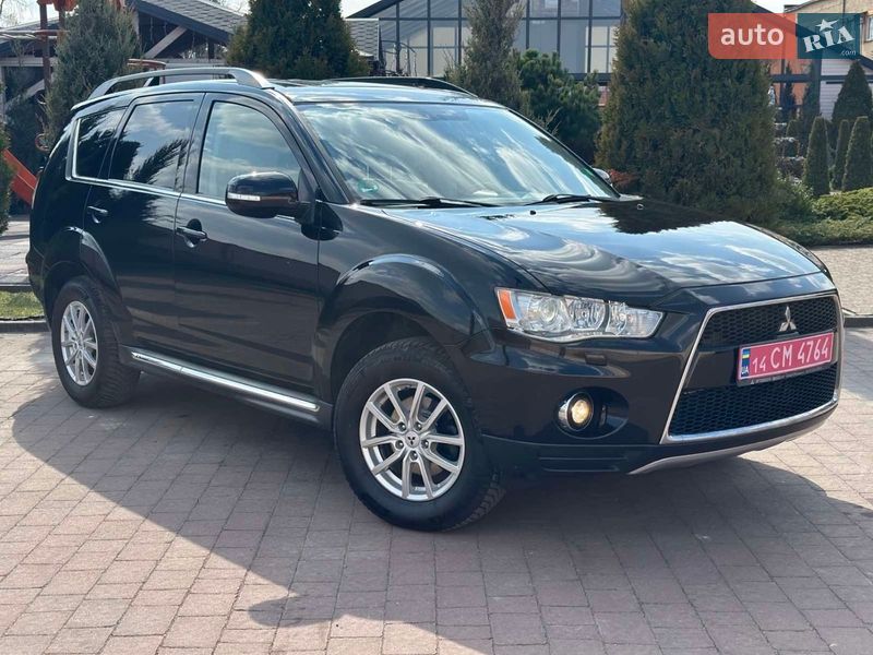 Mitsubishi Outlander 2011