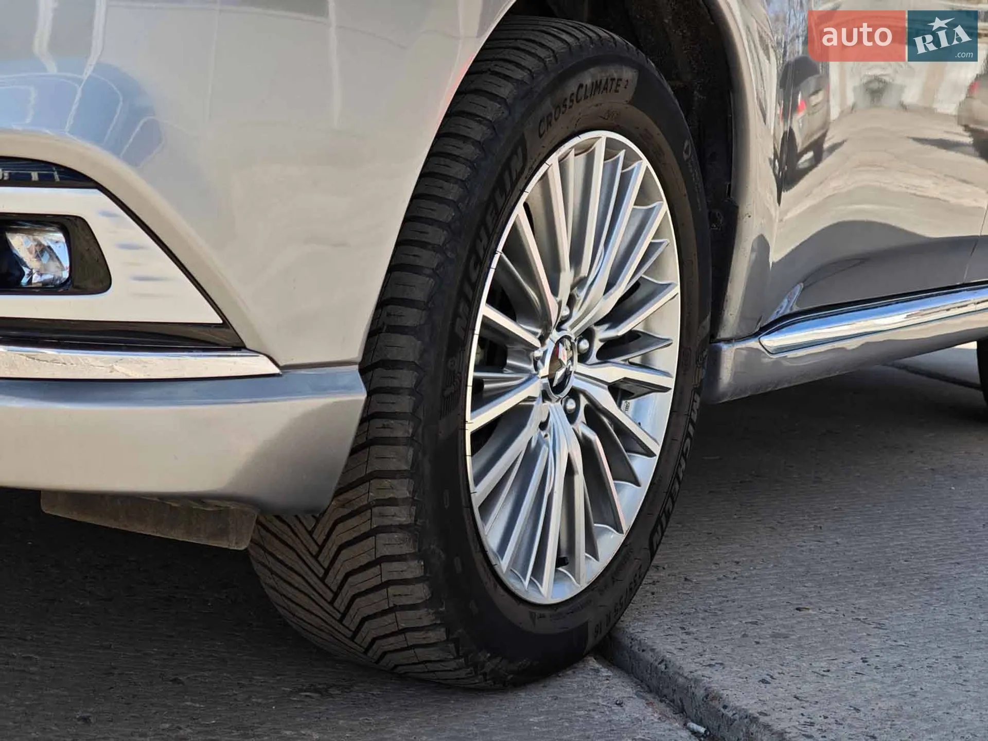 2021 Mitsubishi Outlander - мініатюра 8